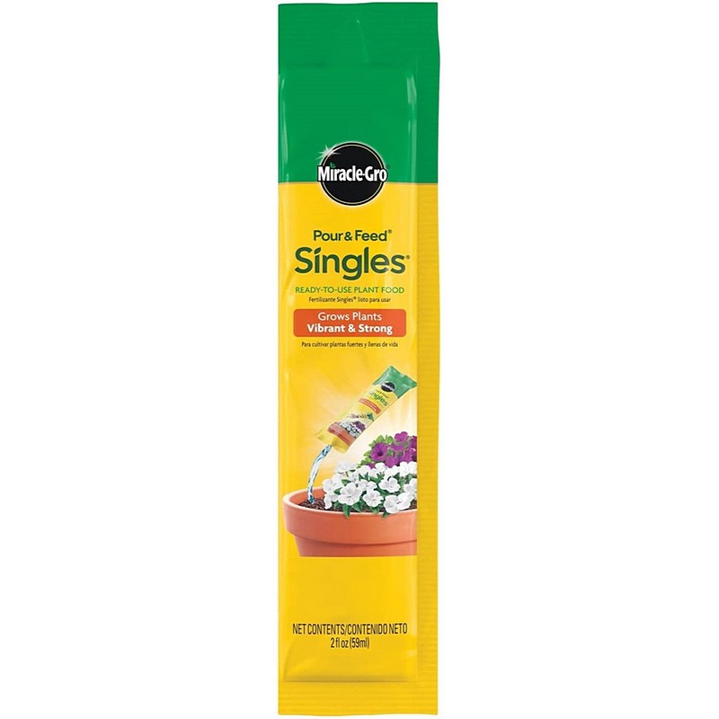 Miracle Gro Pour & Feed Liquid Plant Food 2 oz