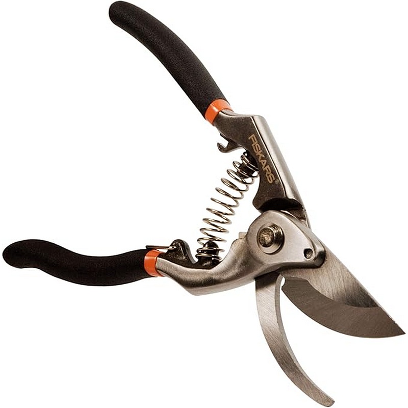 Fiskars Bypass Pruning Shear 3-4” Cut Capacity Steel Blade